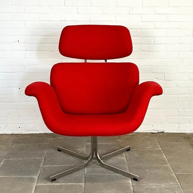 De tulip f545 armchair van pierre paulin voor artifort is een absolute designklassieker, geliefd om zijn organische vormen...