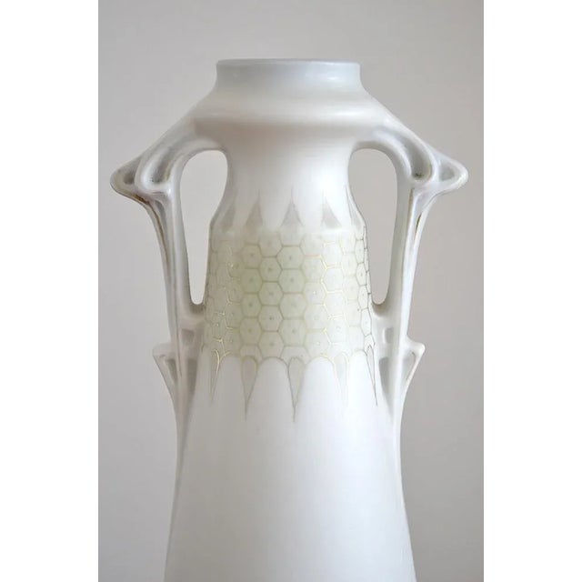 Art Nouveau Marble Porcelain Vase by Galluba & Hofmann Ilmenau For Sale - Image 9 of 11