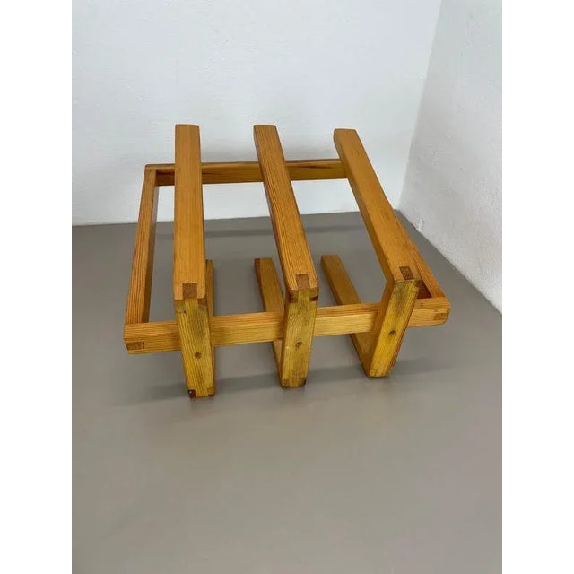 Cubic Brutalist Pine Wood Magazine Holder in the style of Chapo Perriand, France, 1970s For Sale - Image 18 of 18