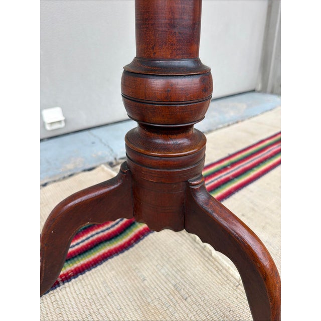 A Very Fine Chester County, Pa Cherry Federal Snake Leg Candle Stand, Circa 1790-1810 For Sale - Image 4 of 18