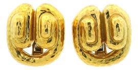 Example of David Webb Jewelry