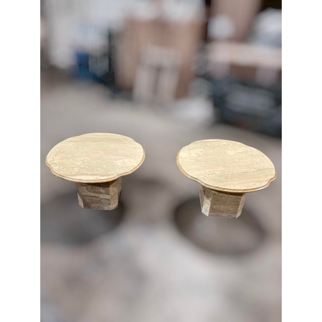 Contemporary Pair of 1970s Italian Travertine Sculptural Scalloped Pedestal Tables, 27.75" For Sale - Image 3 of 18