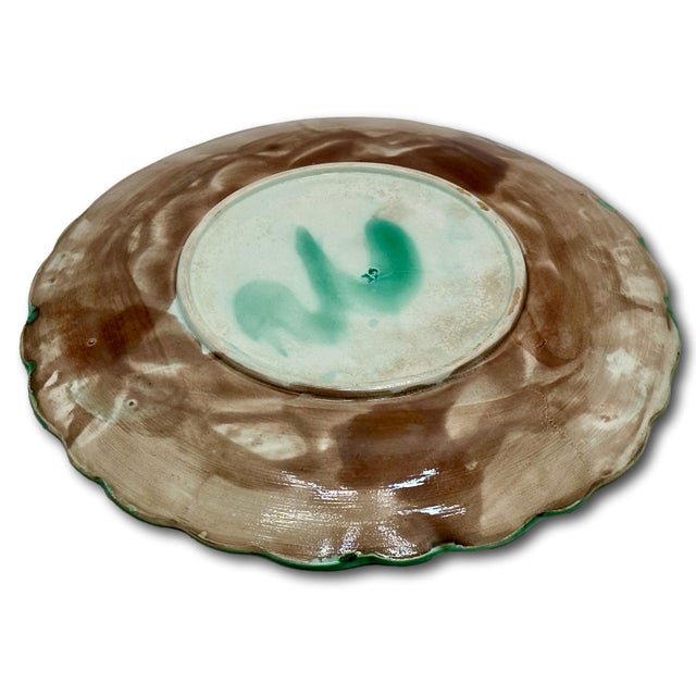 Beautiful 1880s Antique Victorian Majolica Dish With Bracket for Wall Plate Hanging Display - Great Colors For Sale - Image 12 of 18