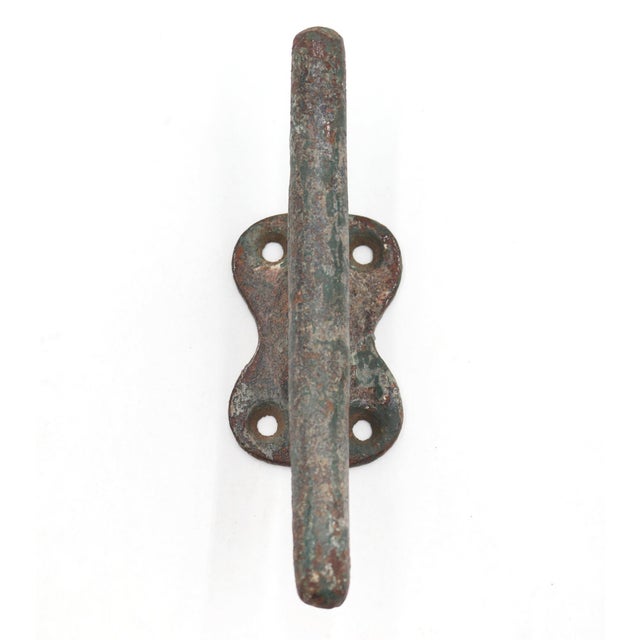 Traditional Vintage Cast Iron Boat Cleat Wall Hook For Sale - Image 3 of 4