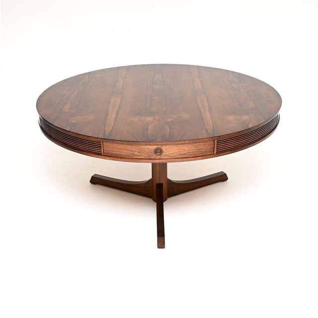 A superb vintage drum dining table by Robert Heritage for Archie Shine. This is called ‘The Bridgford’ dining table. it...