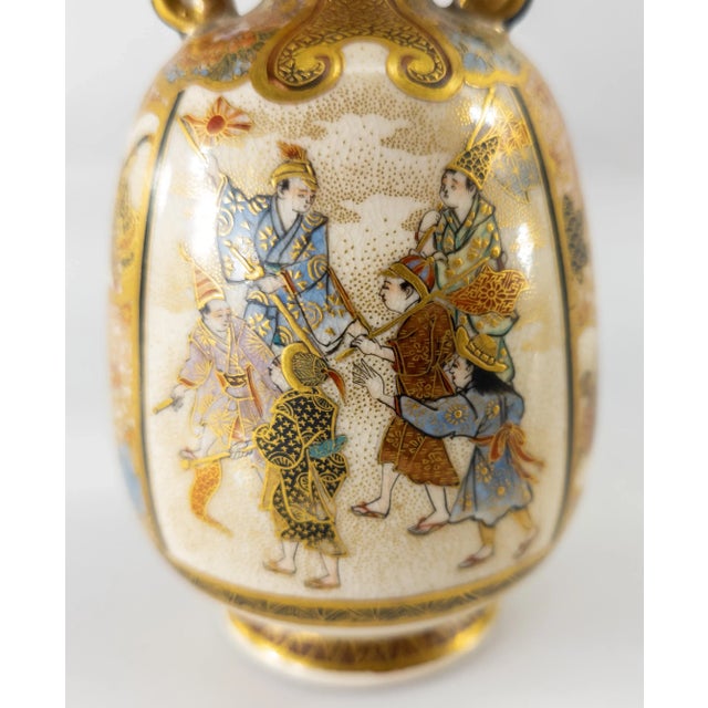 Ceramic 19th Century Fine Japanese Satsuma Vase With Unique Shape by Ryozan For Sale - Image 7 of 13