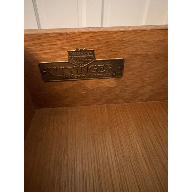 Chippendale-style, USA, mid-to-late 20th century A finely crafted bachelor's chest by Kittinger, the storied Buffalo, NY...