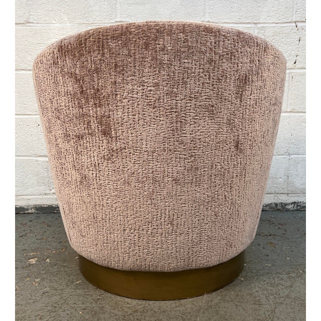 Vintage Modern Barrel Swivel Accent Chair in Blush Textured Velvet For Sale - Image 11 of 12