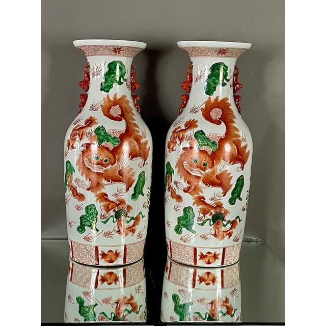 Mid 20th Century Vintage Tall Chinese Porcelain Vase With Foo Dog Motif, a Pair For Sale - Image 5 of 17