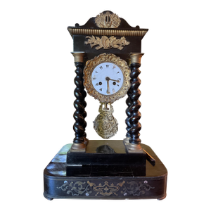 19th Century Napoleon III Portico Clock With Barley Twist Columns With Ottoman Numerals