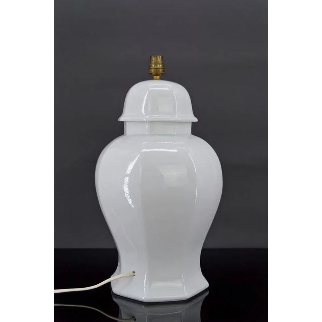 White Porcelain Lamp by Pillivuyt, Japonisme, France, 1970s For Sale - Image 3 of 11