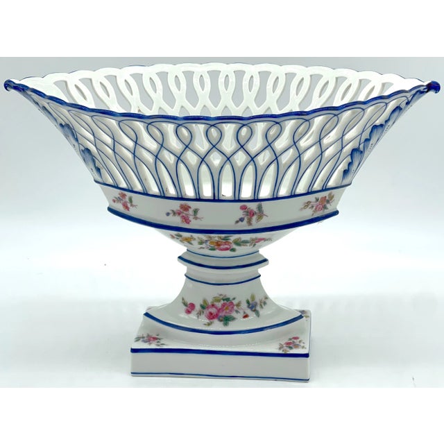19th C. Old Paris Neoclassic Oval Blue & White Floral Pedestal Centerpiece For Sale - Image 12 of 12