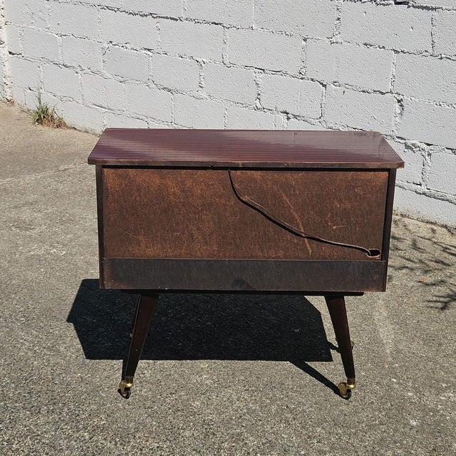 Mid-Century Modern Formica Bar Trolley, 1960s For Sale - Image 9 of 17