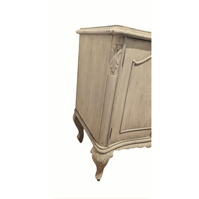 Mid-Century Modern Antique Distressing Rustic French Provincial Style Table With Cabriolet Legs For Sale - Image 3 of 12