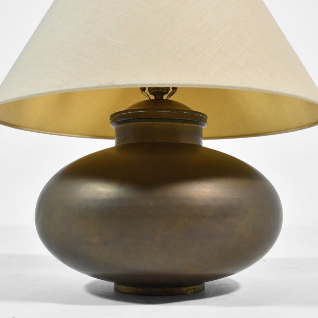 Metal Mid 20th Century Hollywood Regency Brass Table Lamp For Sale - Image 7 of 8