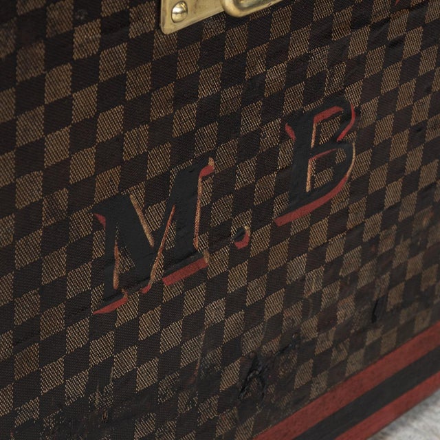 Metal Antique 20th Century Malle Haute Trunk in Damier Canvas from Louis Vuitton, France, 1900s For Sale - Image 7 of 18