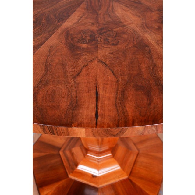 Biedermeier Walnut Dining Table from Josef Danhauser, Austria, 1820s For Sale - Image 9 of 18