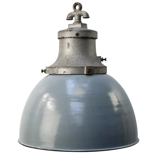 1930s Vintage Industrial Gray Enamel & Cast Iron Pendant Light from HWK For Sale - Image 5 of 5