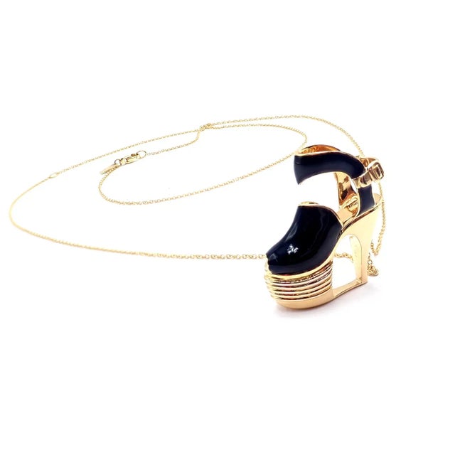 Late 20th Century Salvatore Ferragamo Yellow Gold Enamel Shoe Pendant Necklace For Sale - Image 9 of 9