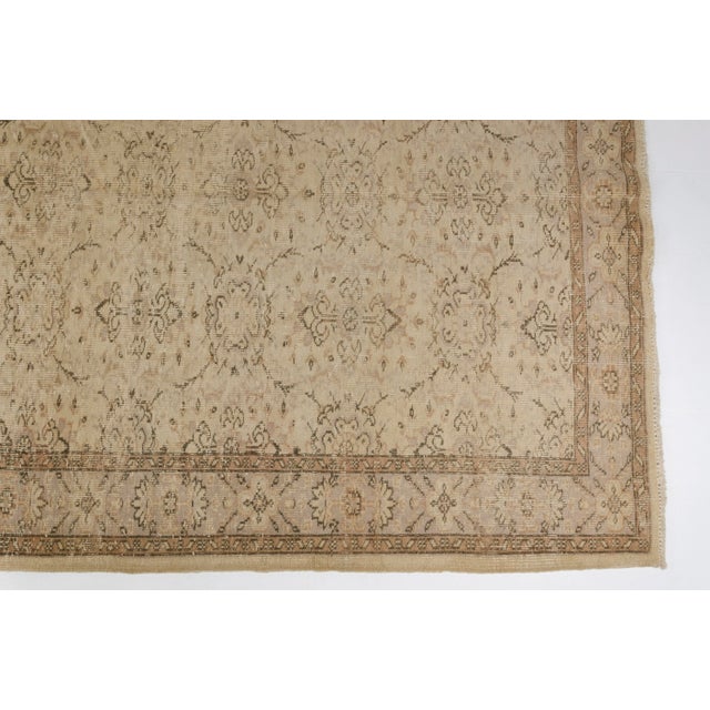 1950s Vintage Hanknotted Floor Turkish Rug For Sale - Image 5 of 9