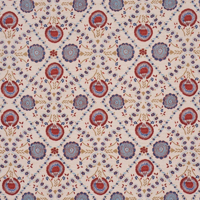 Screen-printed by hand on 100% cotton, this charming interwoven floral lattice features a strié effect and is reminiscent...