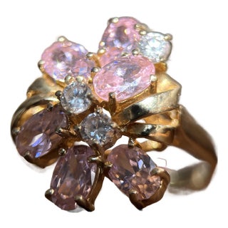 1980s Sakura-Inspired Floral Cluster Ring in 10k Yellow Gold, Size 6.75 For Sale