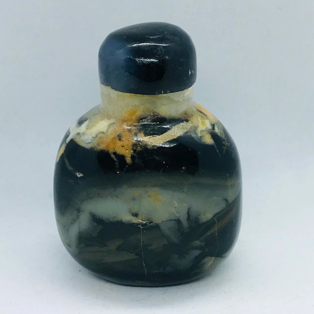 Writing about this shadow agate bottle two days before Halloween is quite appropriate to say the bottle presented an eerie...