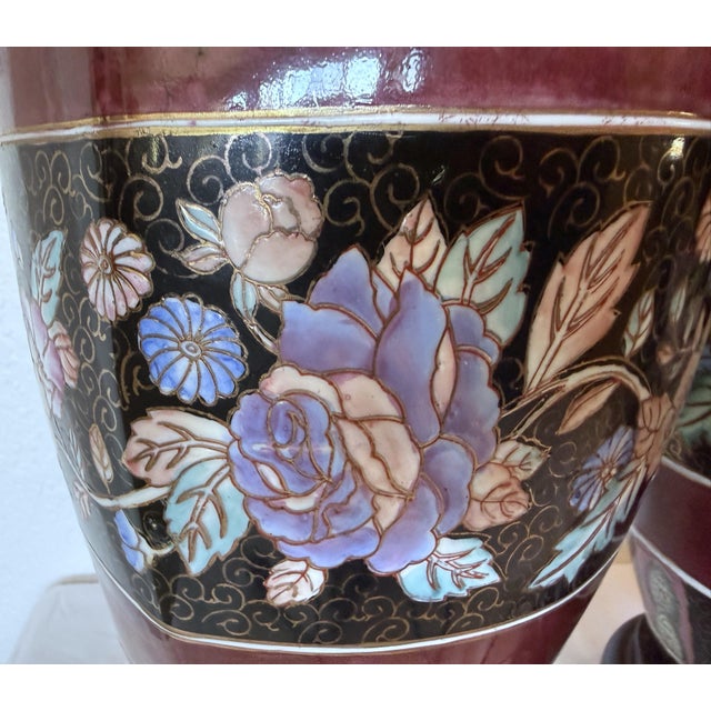1970s Pair of Vintage Chinoiserie Floral Ginger Jar Style Lamps 1970s For Sale - Image 5 of 11