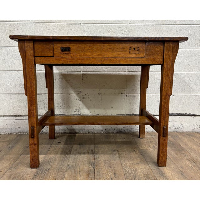 This is a beautiful antique Stickley-style Mission Oak Arts and Crafts-style quarter sawn desk, library table, or writing...