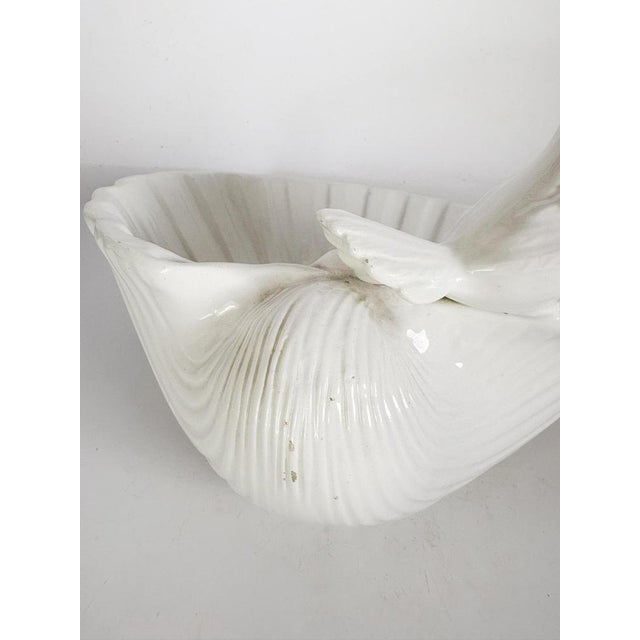 Large White Ceramic Seashell Catchall with Bird Decoration, 1960 For Sale - Image 11 of 12