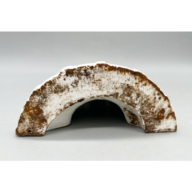 Vintage 1980's White Cast Floral Door Stops – Set of Three – Cottagecore / French Country / Shabby Chic For Sale - Image 10 of 13