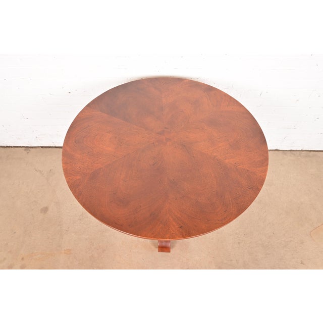 Late 20th Century Baker Furniture Empire Carved Mahogany Pedestal Tea Table or Center Table For Sale - Image 5 of 10