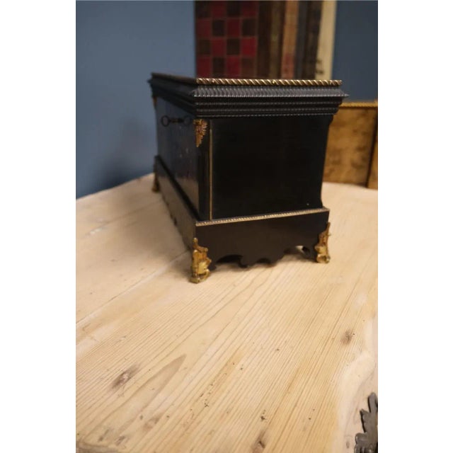 Mid 19th Century Mid 19th Century French Inlaid Tea Caddy For Sale - Image 5 of 11