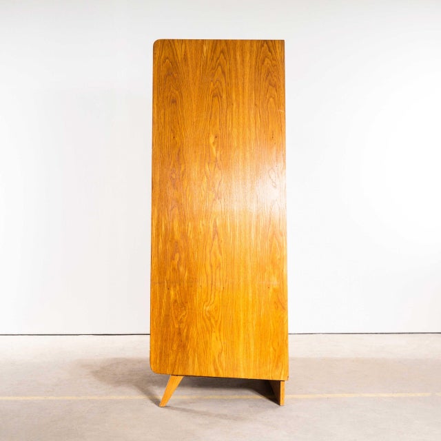 1960s Large Two Door Oak Wardrobe from ZNZ, 1960s For Sale - Image 5 of 11