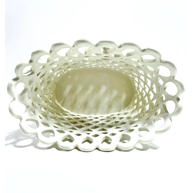 1970s Vintage Pierced Porcelain Cachepot – Basketweave Lattice Floral Planter For Sale - Image 5 of 11