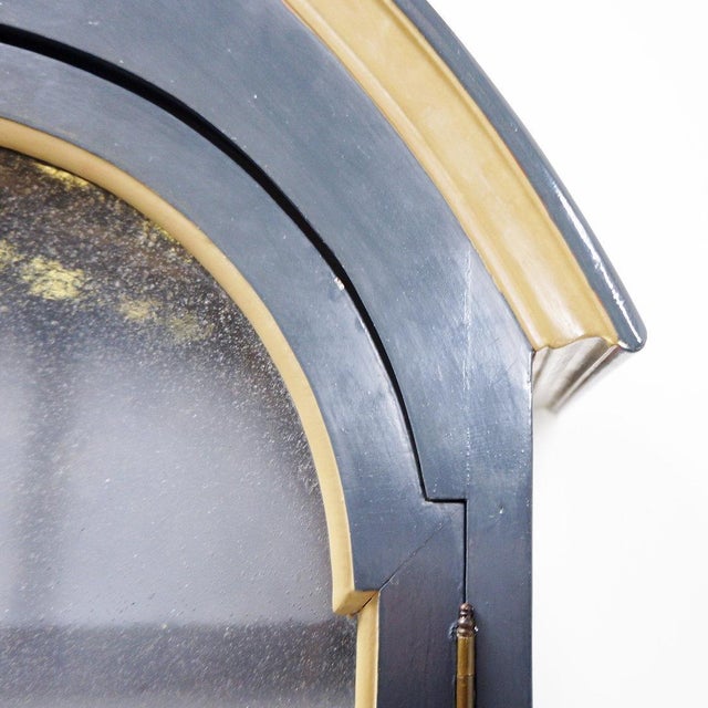 Vintage Chinese Cabinet in Lacquered Grey For Sale - Image 9 of 16