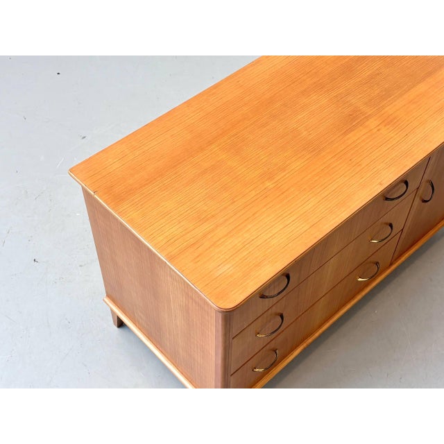 Mid-Century Modern Sideboard in Teak, 1950s For Sale - Image 14 of 17