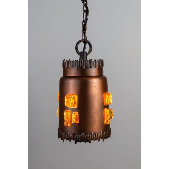 Pendants in Brass and Amber Glass by Josef Brumberg for JBS Leuchten, 1970s, Set of 2 For Sale - Image 4 of 12