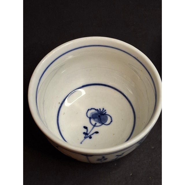 Antique Royal Copenhagen Blue Fluted Tea Bowl Saucer Late 18th Century 3 Waves Mark For Sale - Image 4 of 10