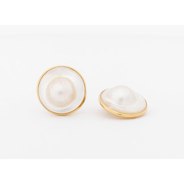 Late 20th Century Modern Mabe Blister Pearl and 14k Yellow Gold Earrings For Sale - Image 5 of 8