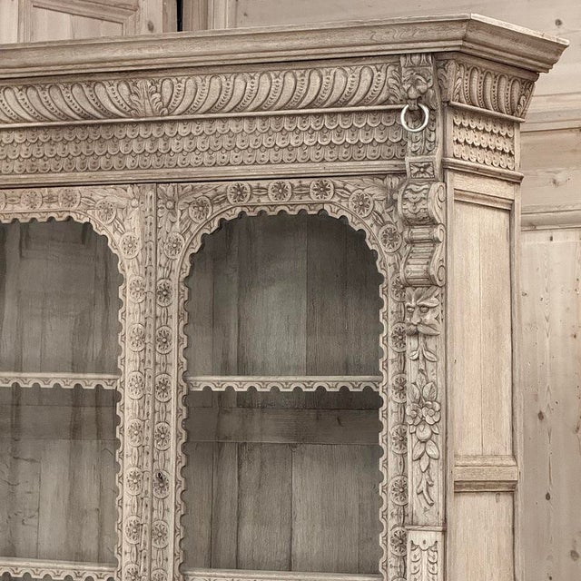 19th Century Belgian Hand-Carved Stripped Oak Bookcase For Sale - Image 9 of 18