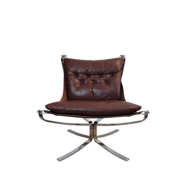 - Falcon Chair designed by Sigurd Resell in 1970 - Produced by Vatne Møbler, Norway, 1970s - Rare earllier production...