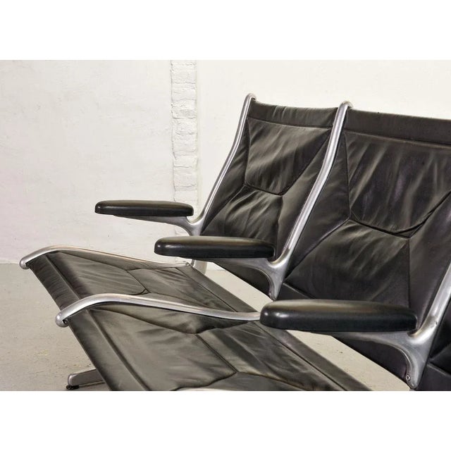 Black Leather Tandem Sling 3-Seater Airport Bench by Charles & Ray Eames for Herman Miller, 1962 For Sale - Image 10 of 14
