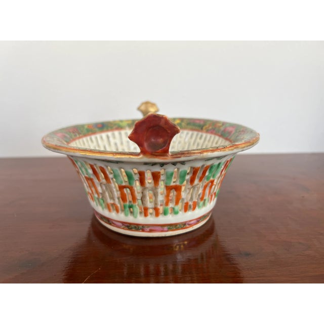 Chinese 19th Century, Chinese Export Porcelain Famille Rose Medallion Chestnut Basket For Sale - Image 3 of 7