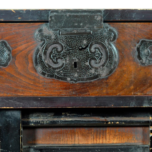 Japanese Tansu Chest of Drawers, 1890 For Sale - Image 14 of 17