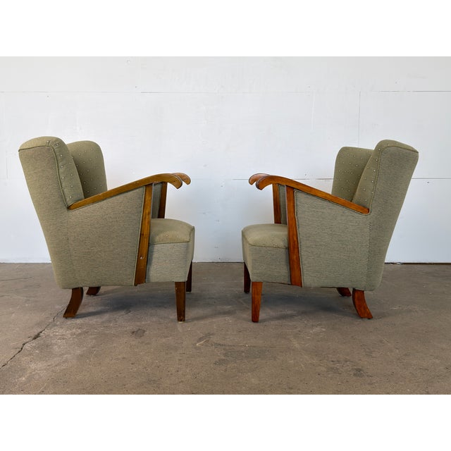 Mid-Century Modern Vintage Scandinavian Beech Lounge Chairs, 1940s, Set of 2 For Sale - Image 3 of 9