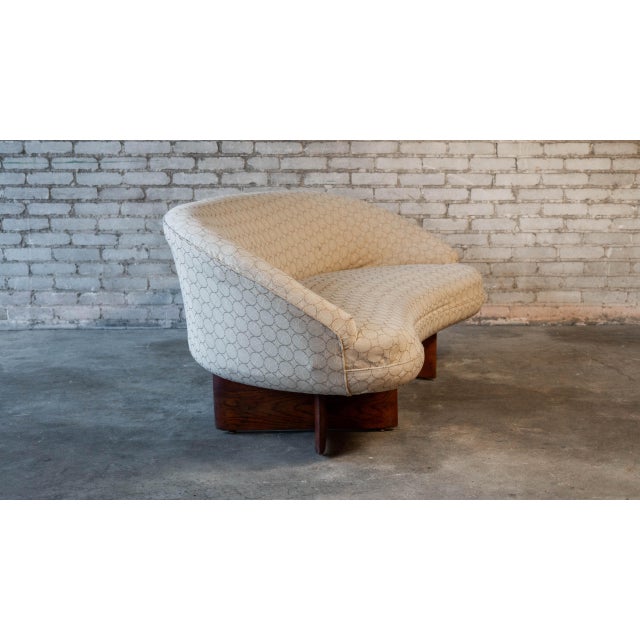 1950s Vladimir Kagan for Kagan-Dreyfuss Inc Walnut Sofa For Sale In Boston - Image 6 of 17