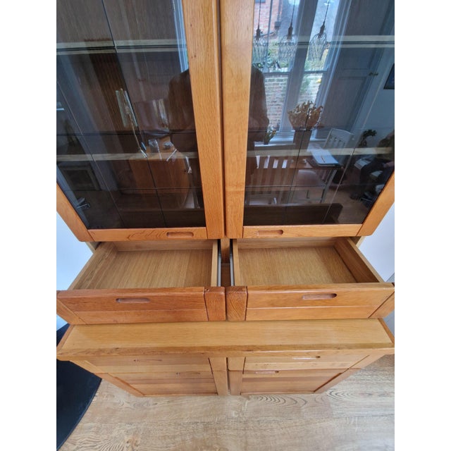 Vintage Danish Glass-Fronted Oak Display Cabinet from Vantinge Mobelindustri, 1970s For Sale - Image 11 of 18