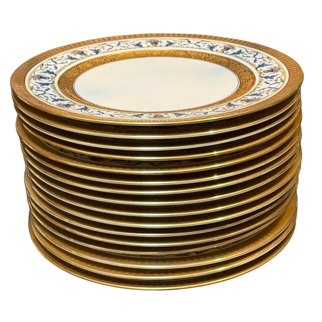 French Set of 15 Rosenthal Continental Gold Encrusted Porcelain Dinner Plates 5500i For Sale - Image 3 of 6
