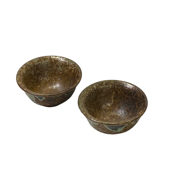 1990s Pair Chinese Ceramic Bronze Brown Turquoise Glaze Cup Display Art For Sale - Image 5 of 5